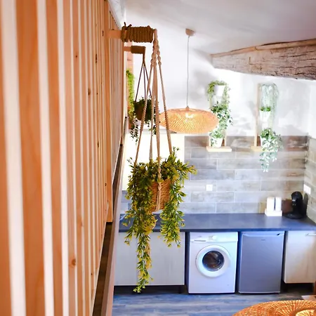 شقة L'oasis H24, Atypique, Port, Plage, Fibre, Netflix لا سين سور مير